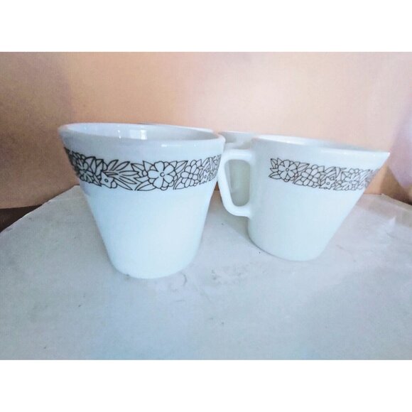 Vintage Pyrex Milk Glass Coffee Mugs Woodland Brown Set of 4 - Picture 9 of 9